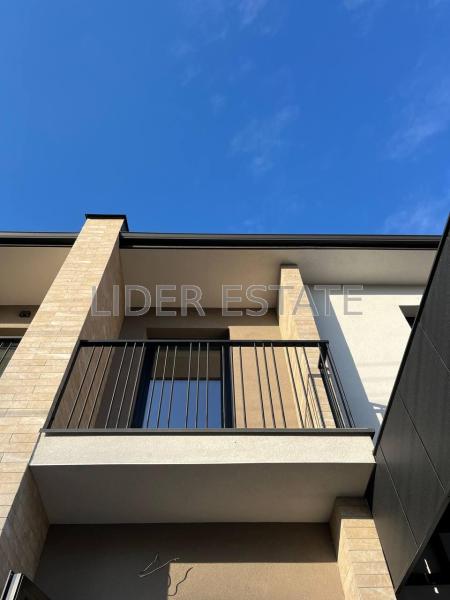 Продам 2-поверховий таунхаус