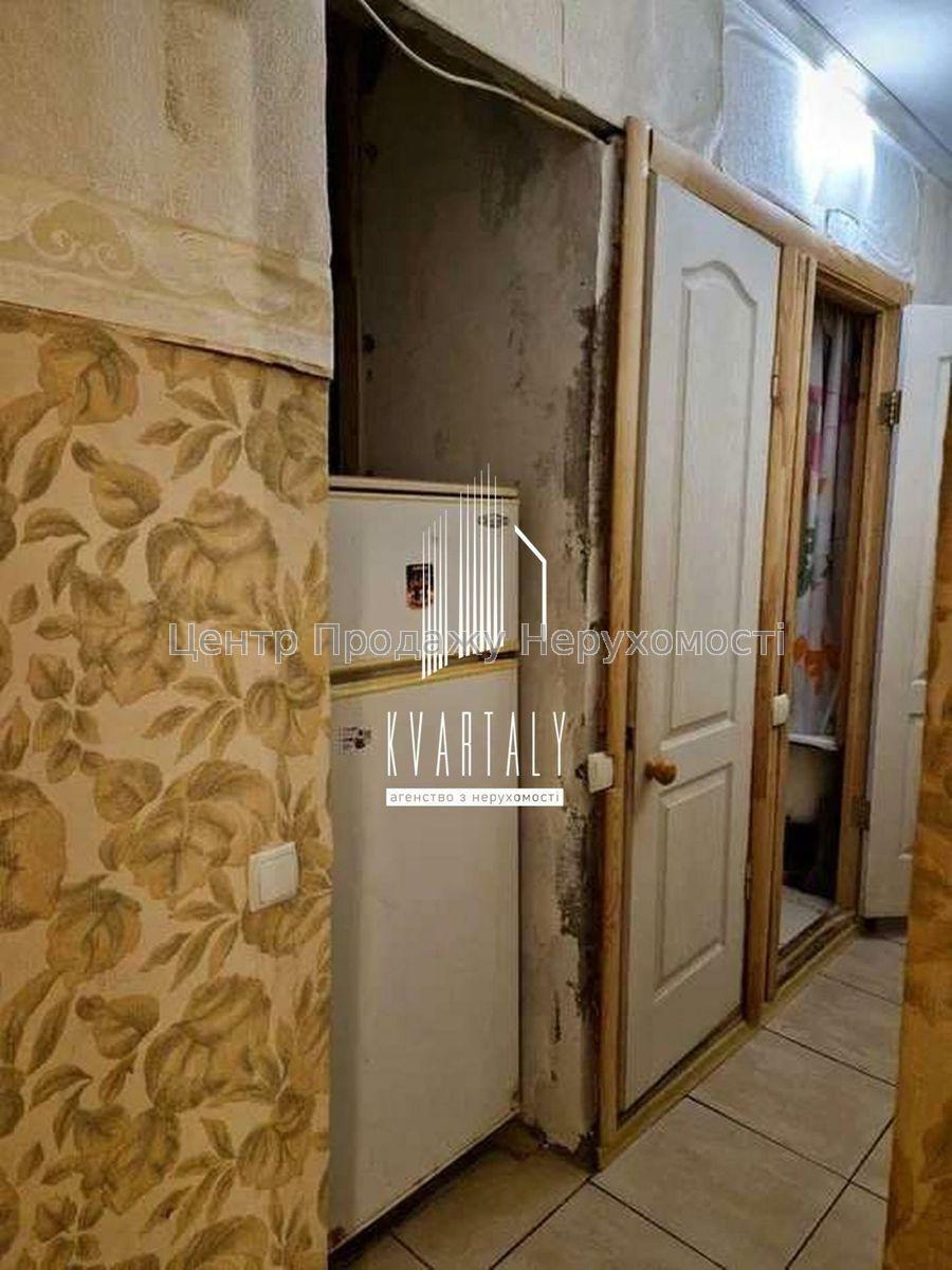 Фото Продам 2-кімнатну квартиру на Якуба Коласа2