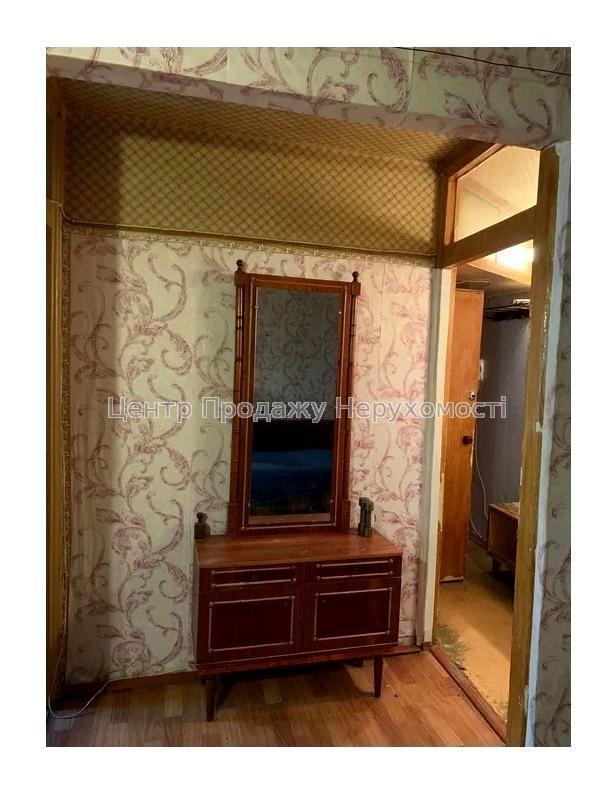 Фото Продам 2х кім. метро Армійська4