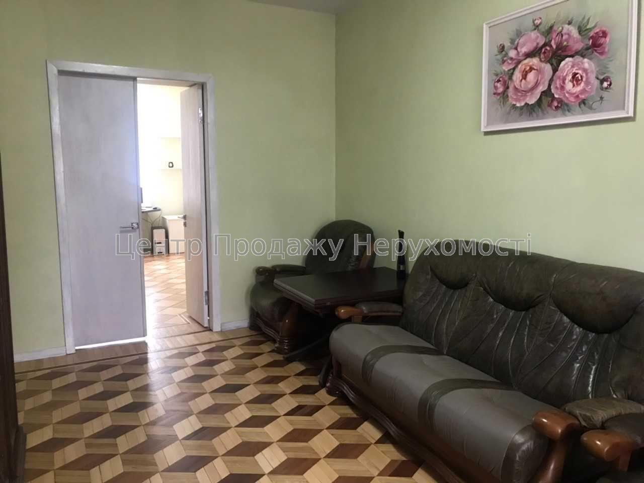Фото Продаю 3кв сталінку біля метро Вокзальна2