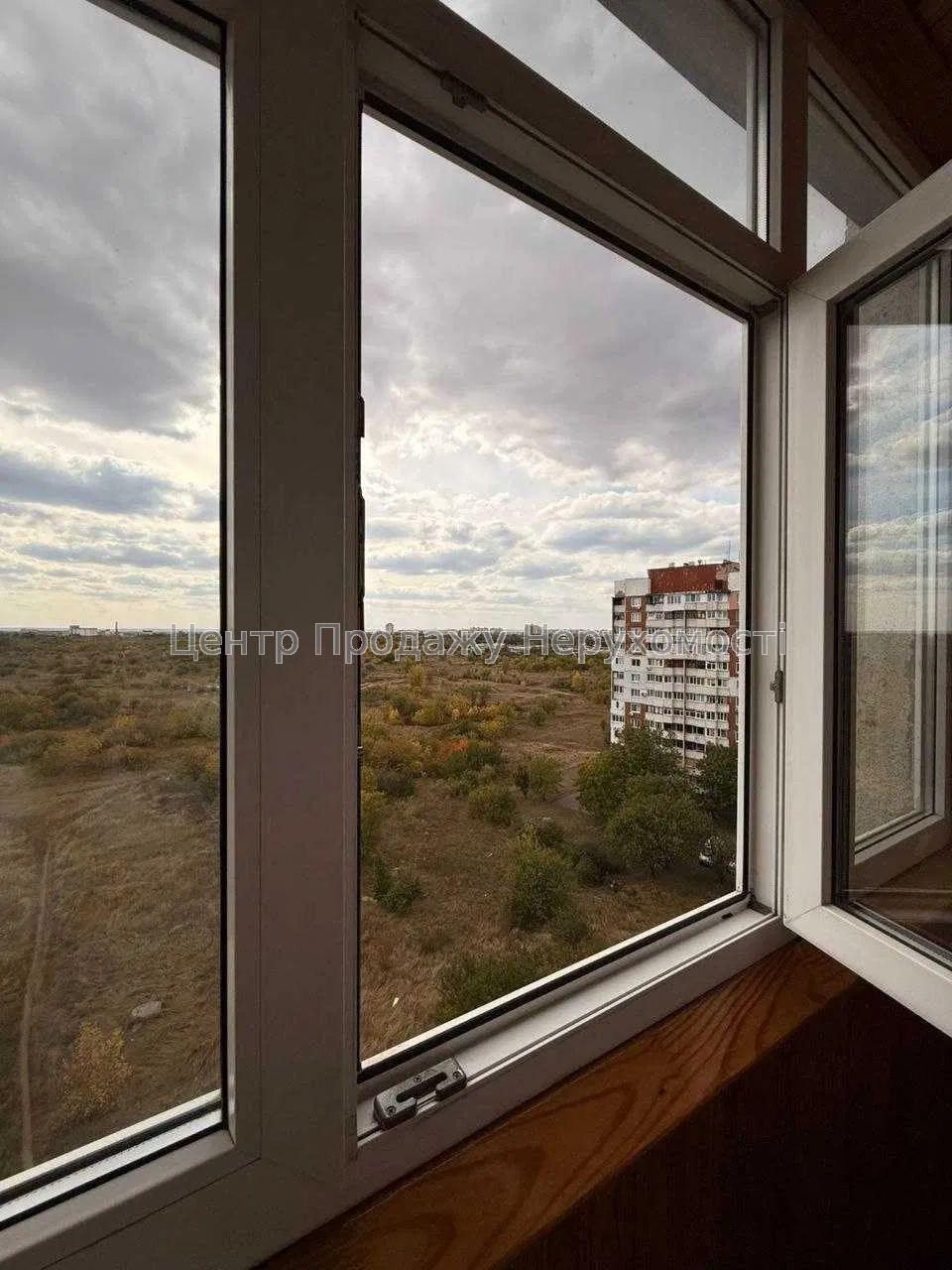 Фото Продаж трьохкімнатної квартири в Харкові. р-н Горизонт15