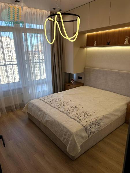 Продам 3-кімнатну квартиру, ЖК&nbsp;42&nbsp;Перлина