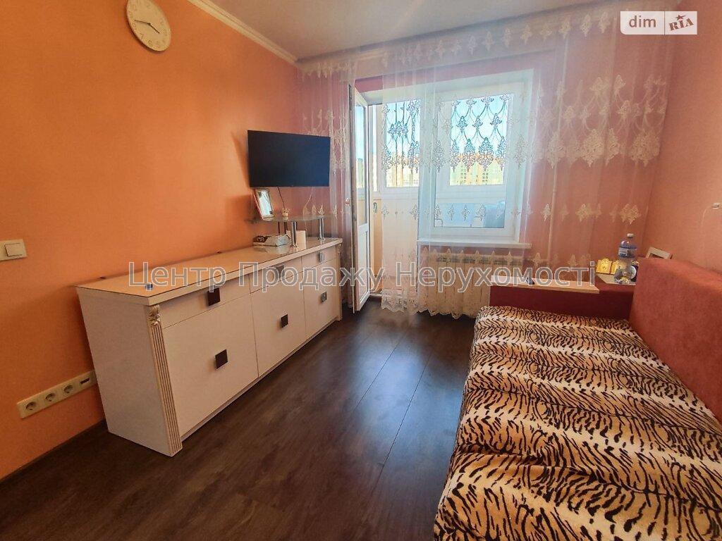 Фото Продаж квартири4