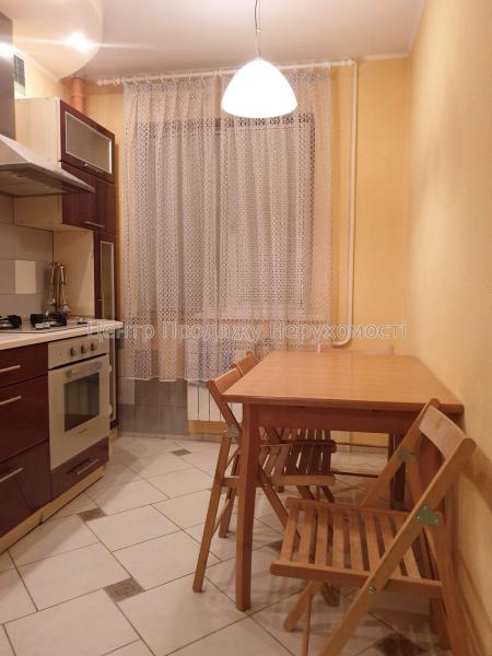 Продам 3-комнатную квартиру