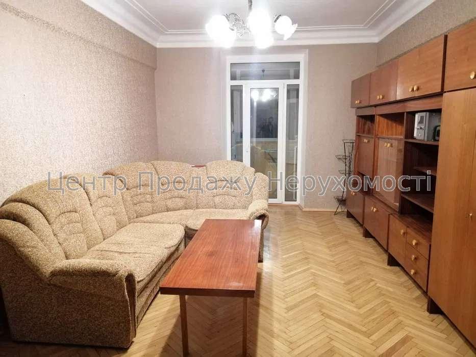 Фото Продам 3 кімнатну сталінку 88м2, метро Індустріальна в.Миру 52, 3 пов.1