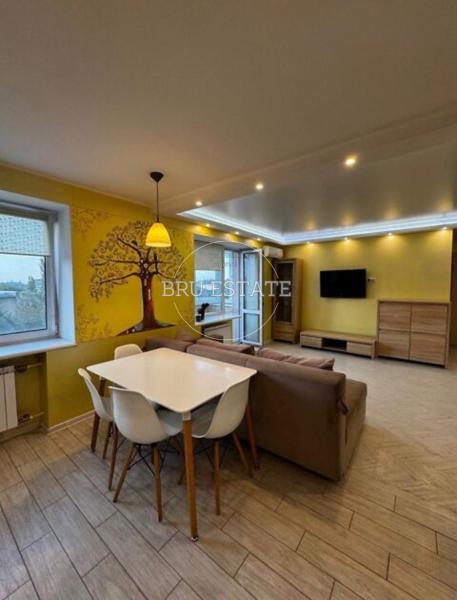 Продам 3-кімнатну квартиру