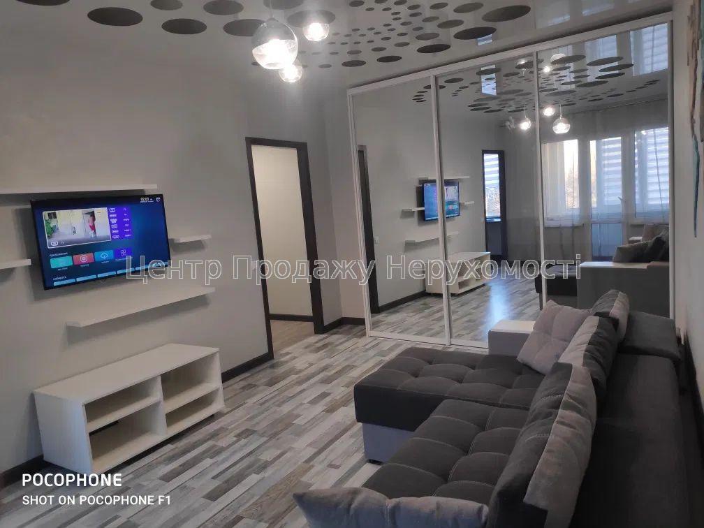Фото R8 Продам 1 к квартиру з ремонтом в районі ст.метро Спортивна2