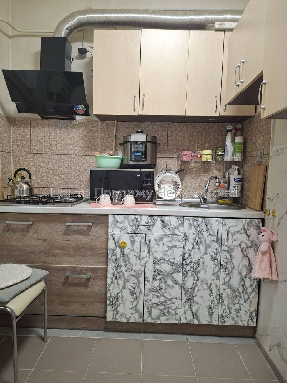 Фото Продаж квартири в Харкові, 2 кімн. 602 мкрн8