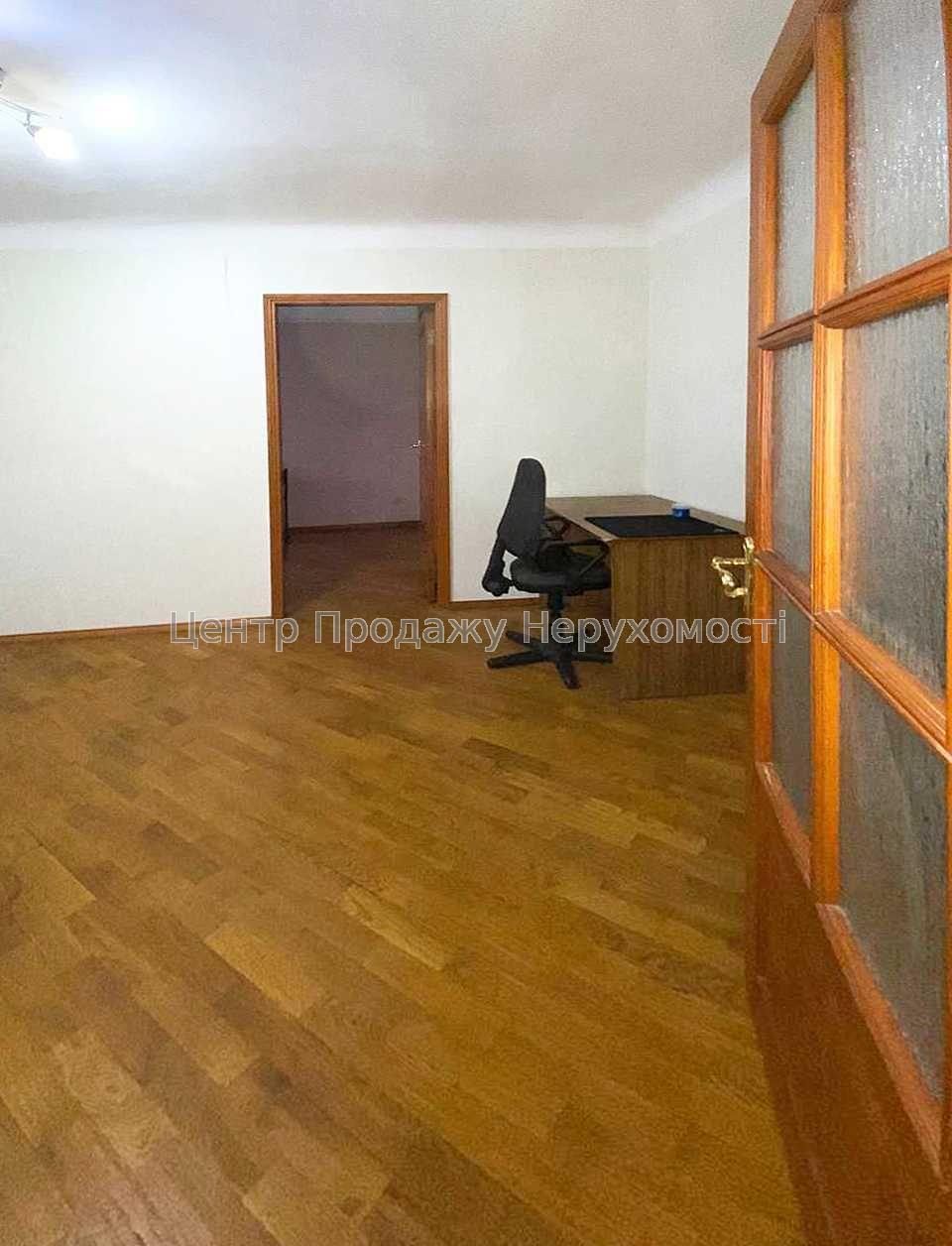 Фото 2к. Тобольска, метро Ботанічний сад4