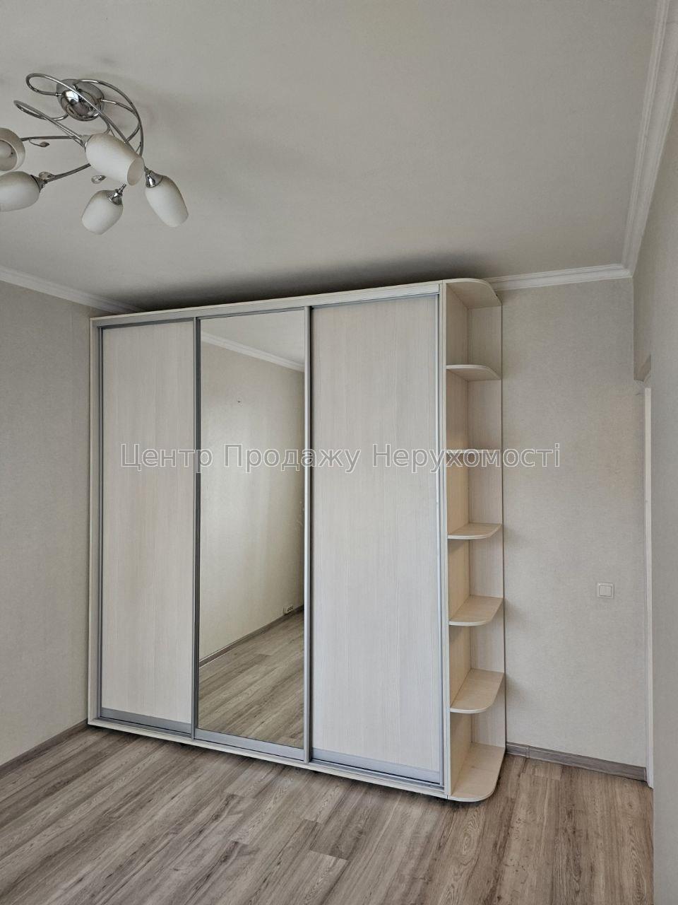 Фото Продаж 3-кімнатної квартири в Києві2