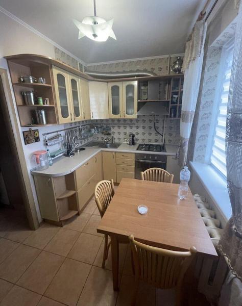 Продам 3-кімнатну квартиру
