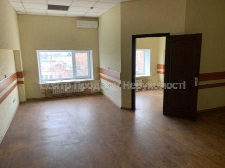 Продам офісне приміщення