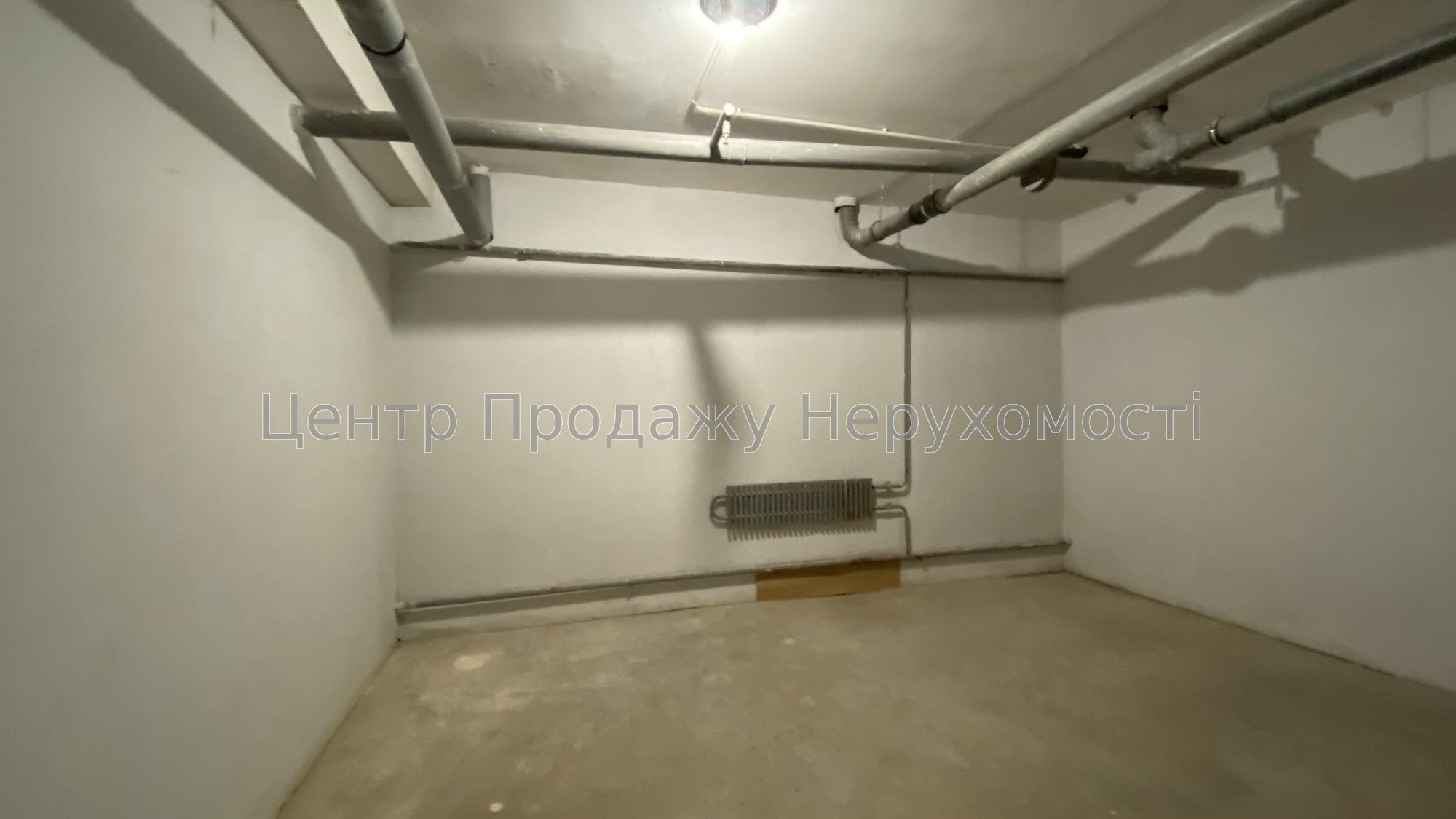 Фото Здам складські приміщення, метро Захисників України8