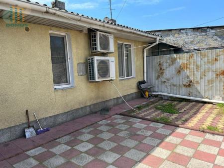 Продам 4-кімнатну квартиру