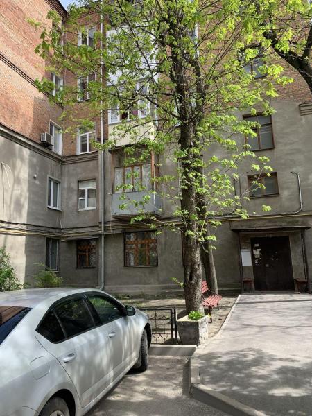 Продам 2-кімнатну квартиру