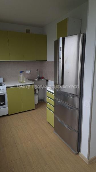 Продам 3-кімнатну квартиру