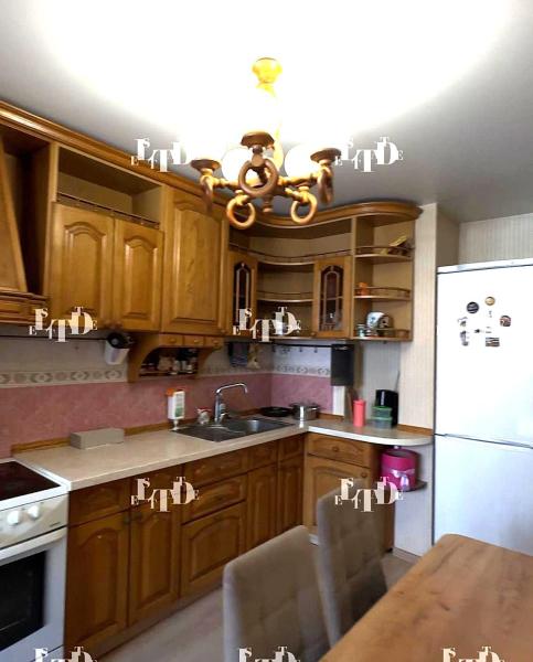 Продам 3-кімнатну квартиру