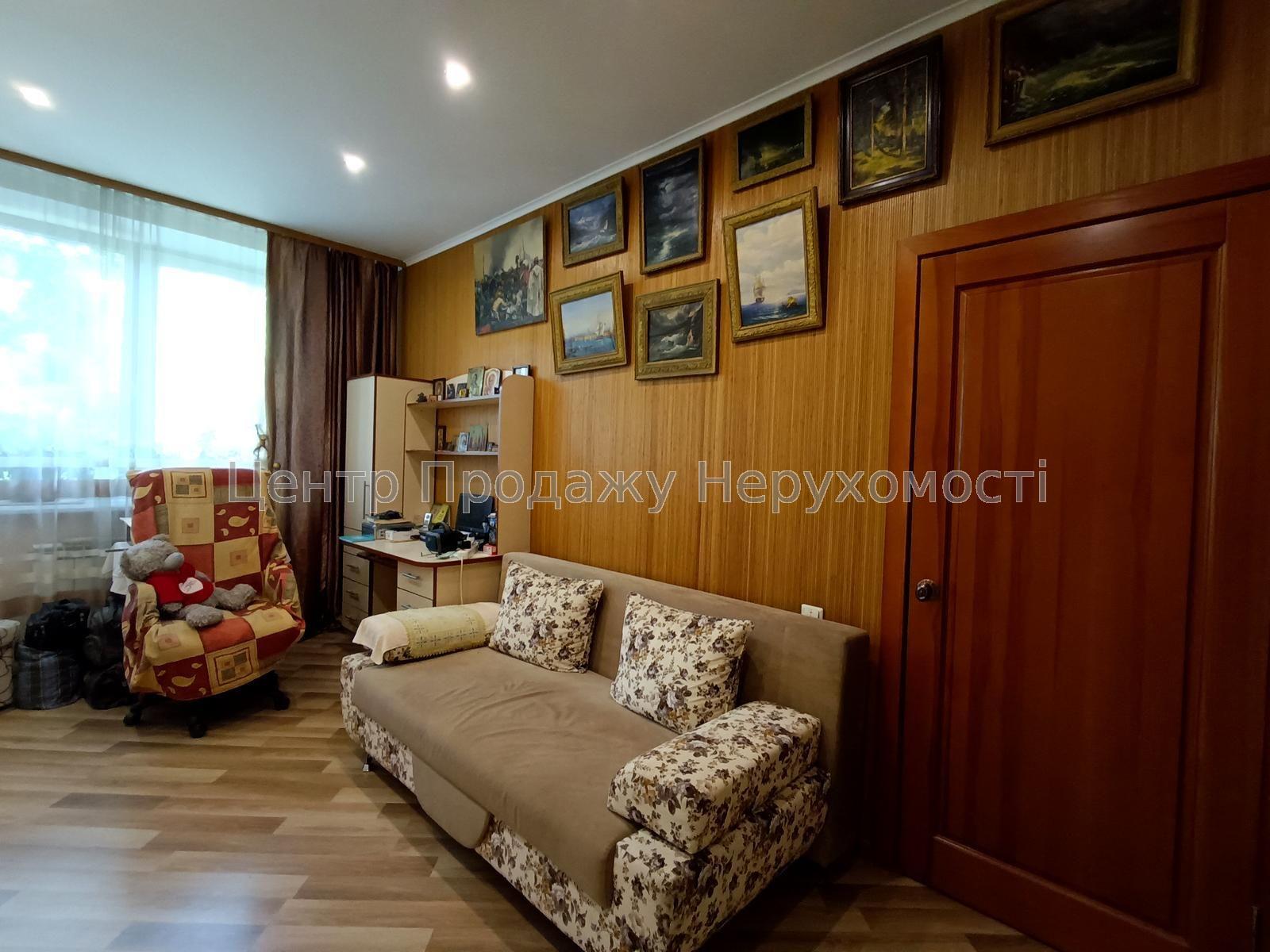 Фото Продам 3к квартиру в центрі, сталінка, м. Держпром Q810
