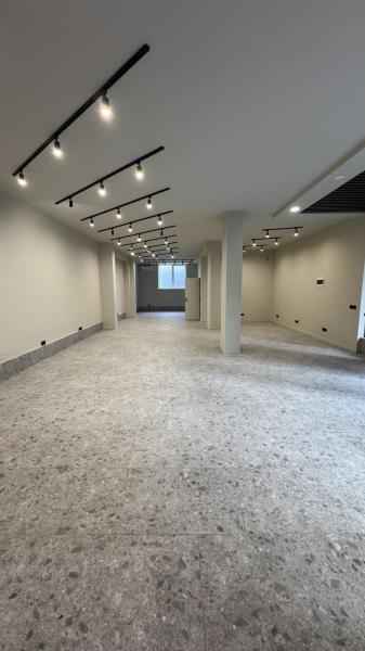 Продам торгівельне приміщення