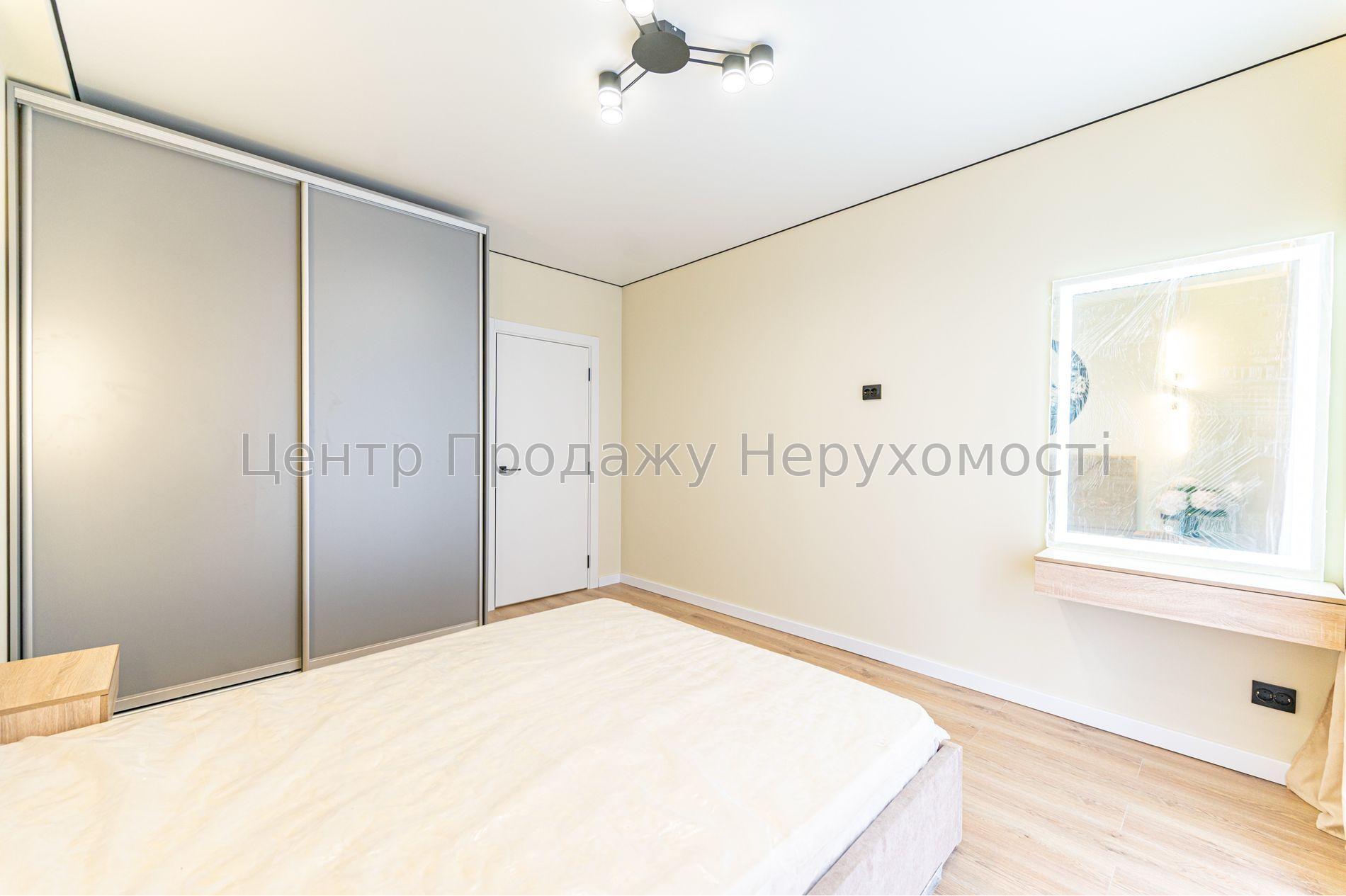 Фото Продам 1-кімнатну в ЖК 