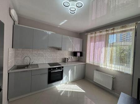 Продам 2-комнатную квартиру в новостройке, ЖК «Сорок вторая жемчужина»