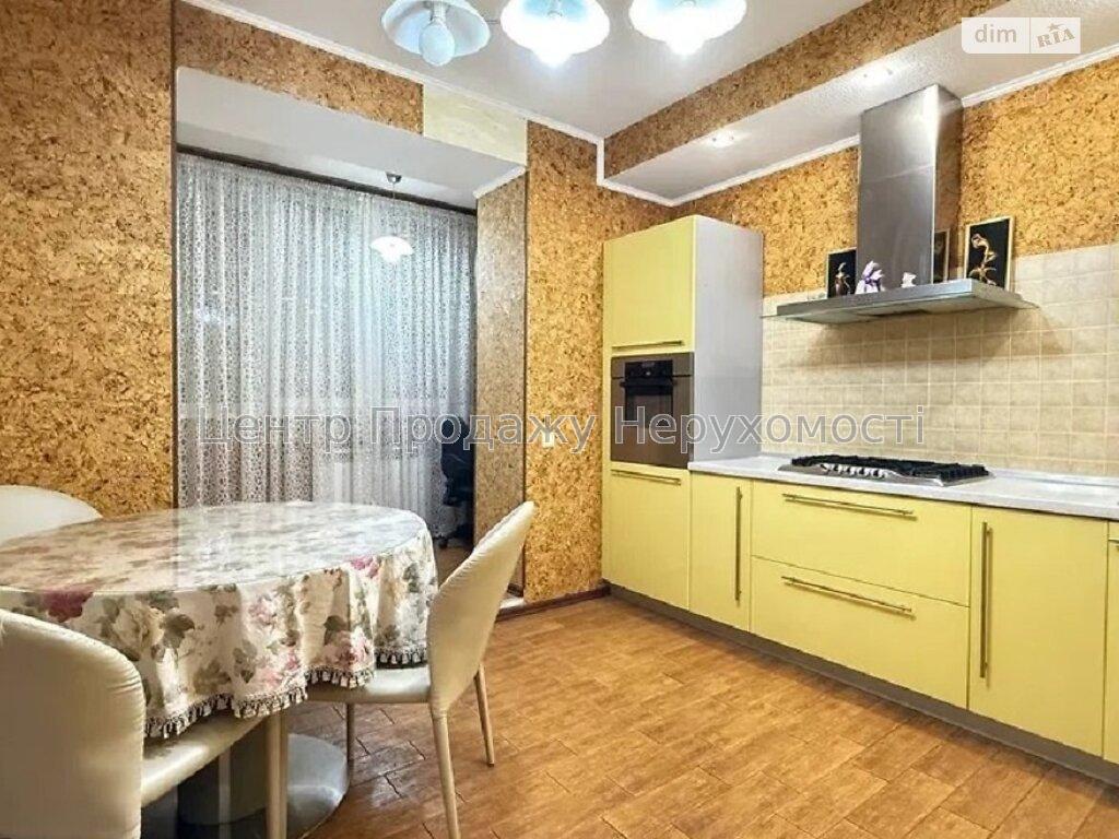 Фото Велика 3-кімн. квартира ЖК Червоні Вітрила2