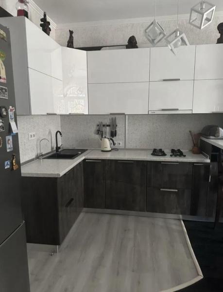 Продам 2-комнатную квартиру
