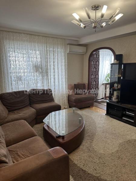 Продам 3-кімнатну квартиру