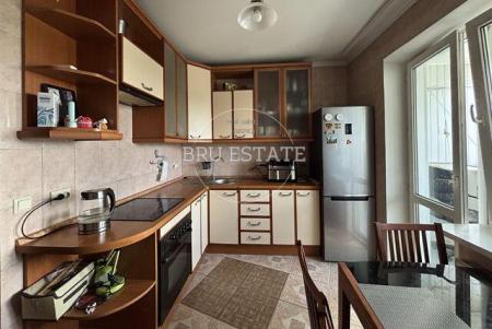 Продам 2-кімнатну квартиру