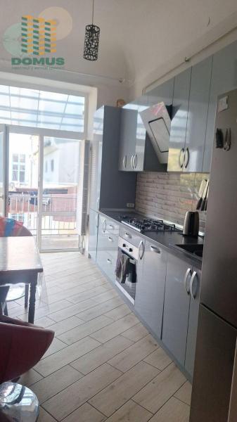 Продам 3-кімнатну квартиру