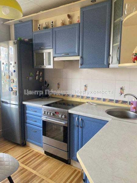 Продам 2-кімнатну квартиру