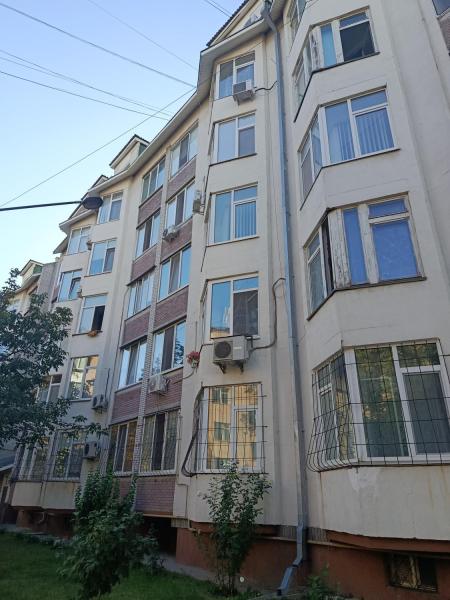 Продам 3-кімнатну квартиру
