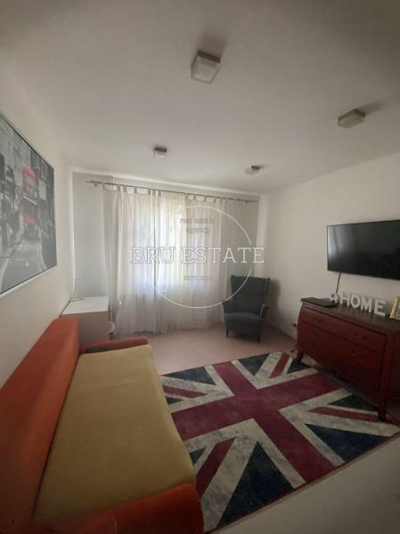 Продам 2-кімнатну квартиру