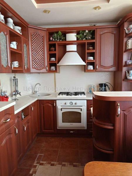 Продам 3-кімнатну квартиру