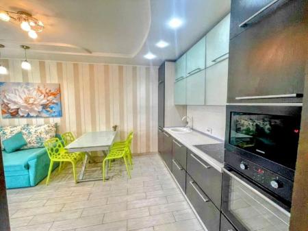 Продам 3-кімнатну квартиру