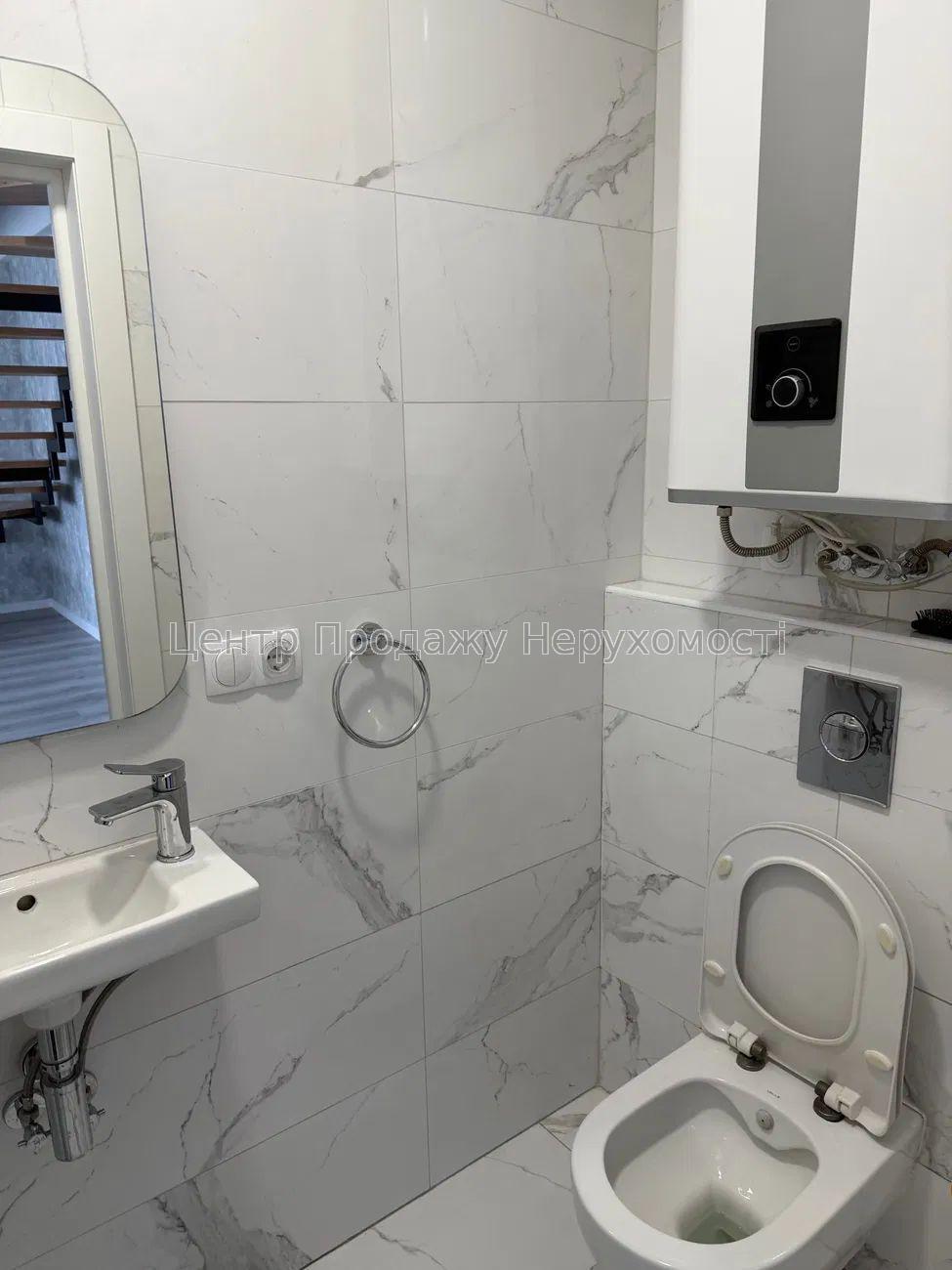 Фото Продаж 3-кімнатної квартири в ЖК 