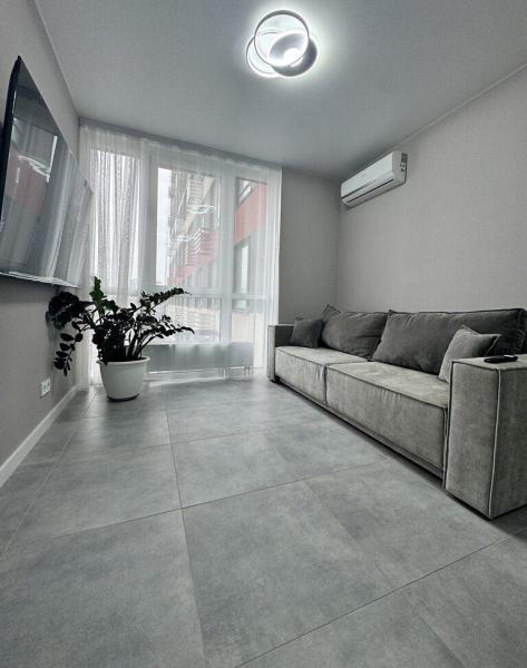 Продам 1-кімнатну квартиру, ЖК Варшавський мікрорайон