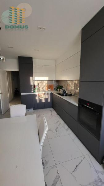 Продам 3-кімнатну квартиру, ЖК&nbsp;30&nbsp;Перлина