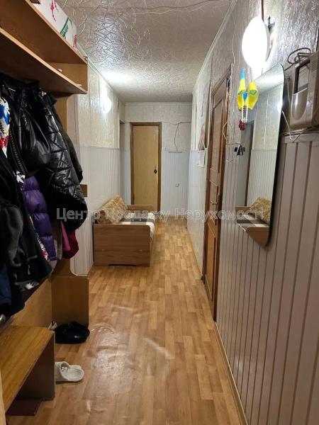 Продам 5-кімнатну квартиру