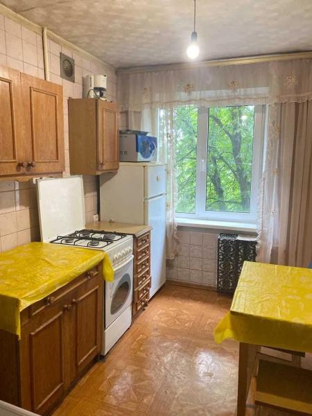 Продам 3-кімнатну квартиру