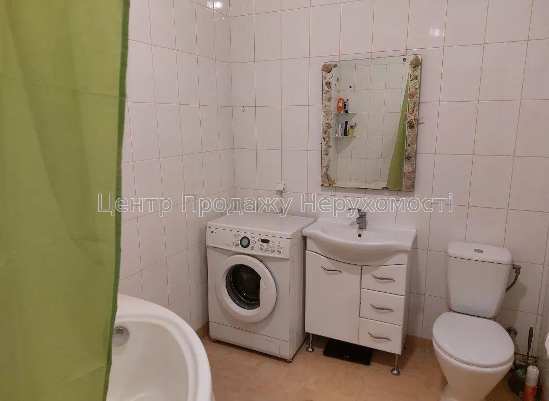 Фото Продаж 2-кімнатної квартири в ЖК 
