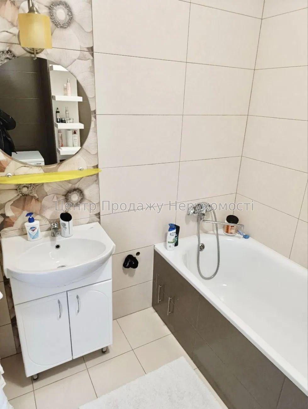 Фото Продаж квартири в ЖК 