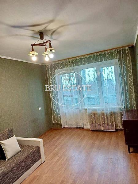 Продам 2-кімнатну квартиру