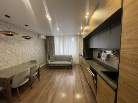 Продам 2-кімнатну квартиру, ЖК Лісовий Квартал