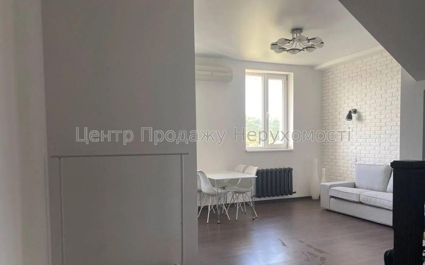 Фото Продаж 2-к. квартири, Харків. ЖК 
