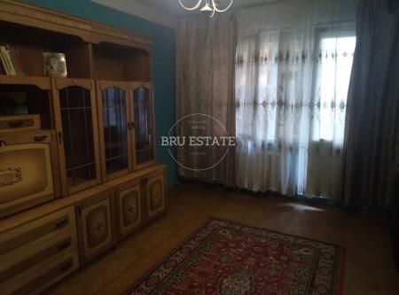 Продам 2-кімнатну квартиру