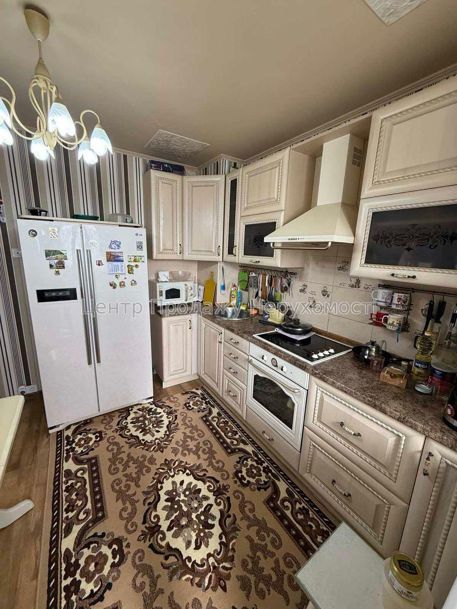Фото Продаж 1 кім. квартири в Харкові. МЖК Інтернаціоналіст.1