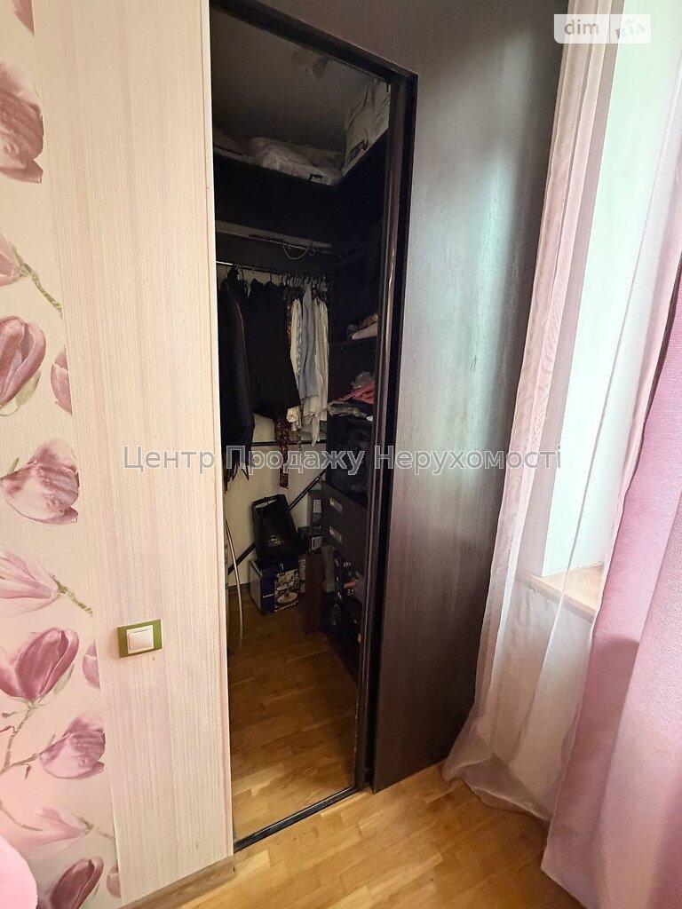 Фото Продам 2к квартиру, м. Перемоги10