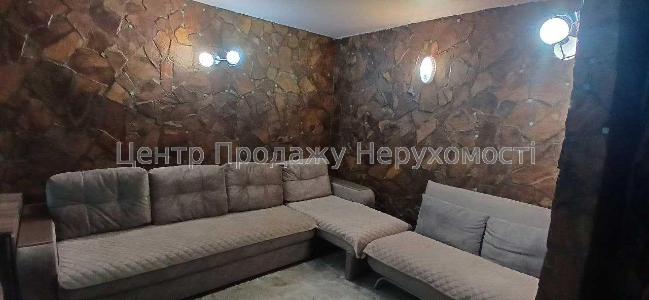 Фото Продам 2-к квартиру, пр. Героів Харкова1