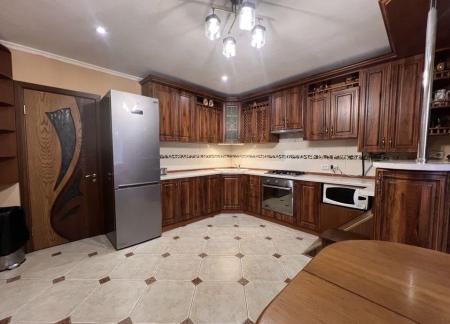 Здам 2-поверховий будинок